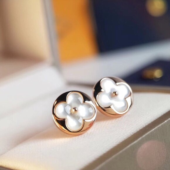 Louis Vuitton earrings - Picture 4 of 4